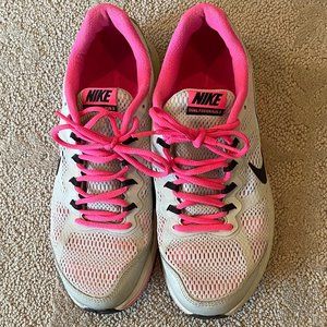 Nike Dual Fusion Run 3 women's gray pink & black lace-up sneakers size 10 US
